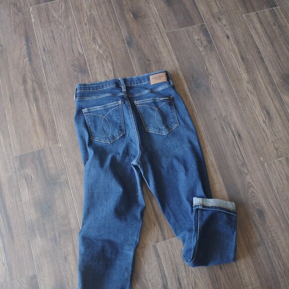 Calvin Klein Made In Egypt - Picture 1 of 6